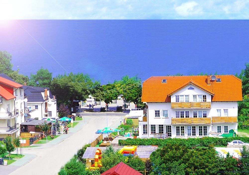 Dom Wczasowy Chlapovia Chłapowo Buitenkant foto